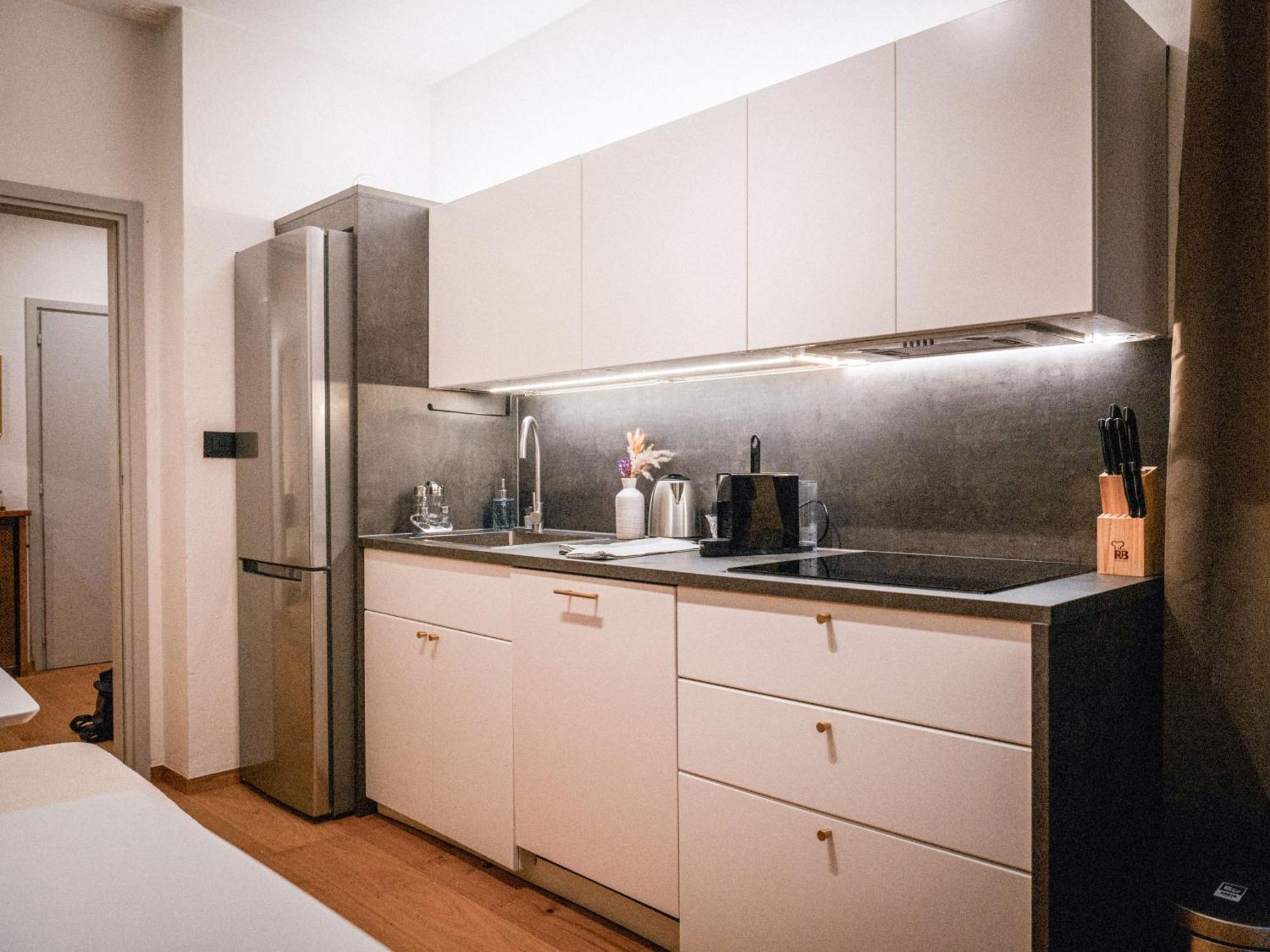 Bergblick Apartment In Zentrumsnaehe Mit Garage ميرانو المظهر الخارجي الصورة
